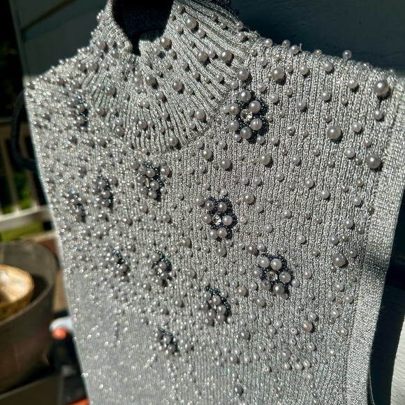 NWT Lauren Michelle Silver Metallic Mock Neck Beaded Sleeveless Tank Sz. Small - Picture 5 of 13
